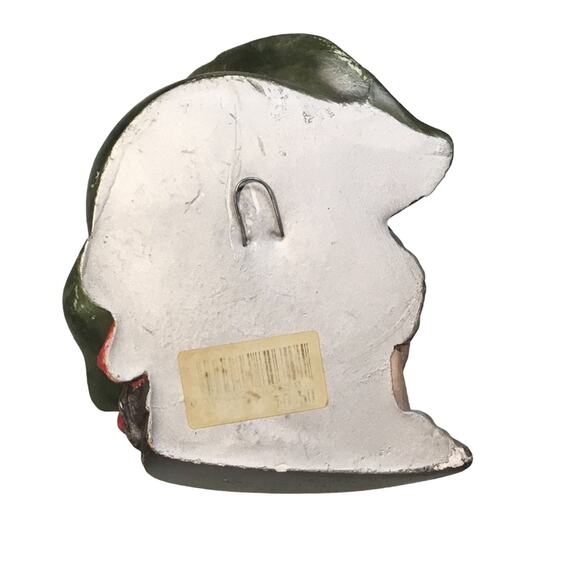 Vintage Smuggler Legend Chalkware Head Wall Hanging - Picture 4 of 5